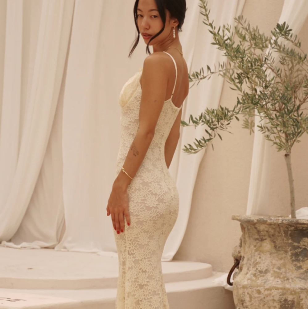 NWT Joelle Lace Cupped Maxi Dress - Ivory - Picture 2 of 6